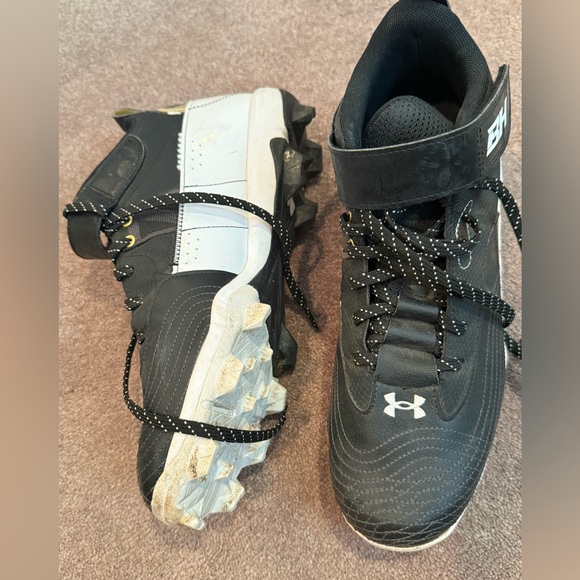 Under armor Harper baseball cleats - Picture 2 of 4